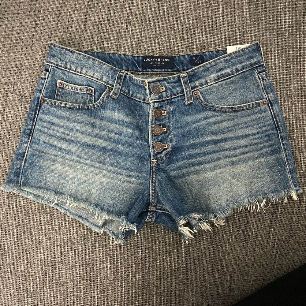 Lucky Brand The Cut Off denim shorts with button fly & frayed hem NEW